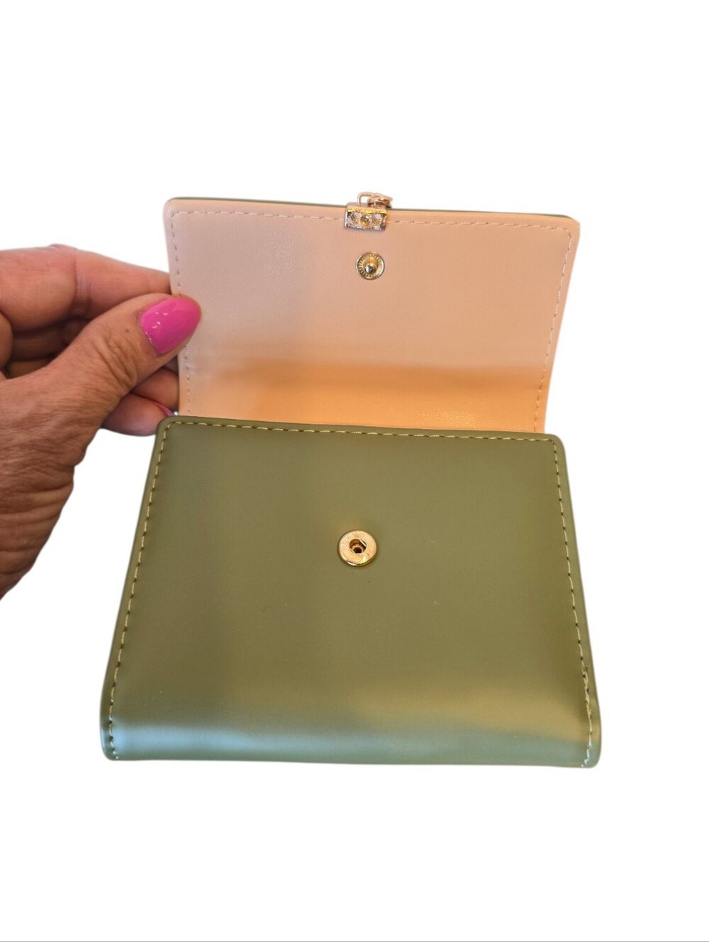 Roulens RFID Green Blush Pink Faux Leather Bifold Snap Wallet - Picture 4 of 12